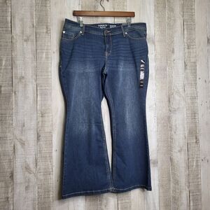 Torrid Luxe Slim Boot Super Stretch Women's Blue Jeans. 16XS 16 Extra Short.